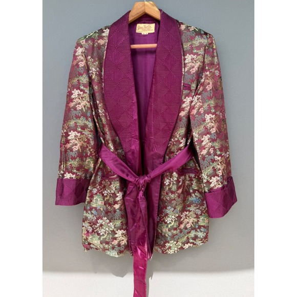 Ying Tai Co. Jackets & Blazers - Vintage Ying Tai Co Smoking Jacket Purple Silk Brocade Village Scenes 46 B 1940s